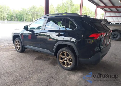 2023 Toyota Rav4 Hybrid Woodland Edition z USA, uszkodzony, nr VIN 2T3UWRFV4PW174201